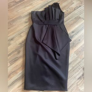 One shoulder dress